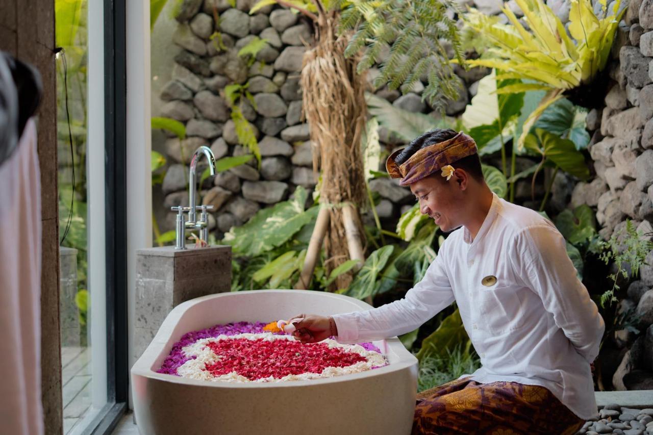 Abhinaya Ubud Villa Экстерьер фото